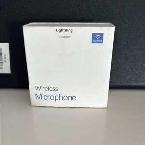 Wireless Microphone - White